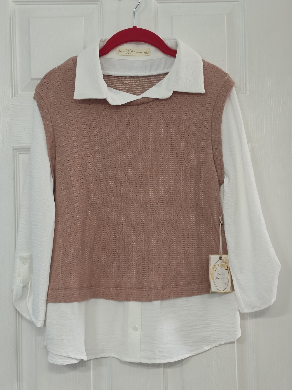 Fair Haven Layered Look Collared Knit Vest Top - Blush and White M NEW